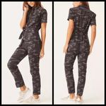 💕MONROW💕 Camo Jumpsuit Size M Photo 6