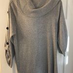 Kenneth Cole Sweater Photo 1