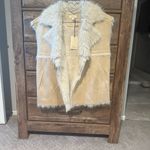 Elan  NWT Cream and Tan Faux Fur Vest Photo 2