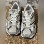 Nike  Women's Gray and White Sneakers Photo 2