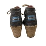 Toms  Espadrille Wedge Ankle Booties Fabric Lace Up Blue Combo 5.5 Photo 4