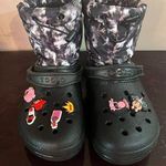 Crocs Classic Lined Women's Winter  Boots size 7 Photo 0