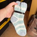 Free Press NWT  Cozy Socks Blue Heather Sleepy Soft Textured 2-Pack Size 9–11 Photo 4