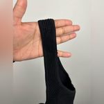 Babaton Aritzia  Sculpt Knit Square Neck Cropped Black Tank Top Women’s Sz M Photo 2