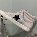 Vintage Havana | Grey High Photo 1