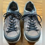 Dansko Paisley Waterproof Women’s Size 10 EU 40 Grey Vibram Walking Shoe Photo 2