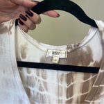 Nytt  V-Neck Top Photo 1