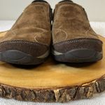 Merrell  Dark Women’s 7.5 Earth Brown & Maroon Slip On‎ Photo 4