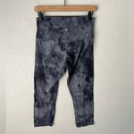 Lululemon  Align High Rise Crop Diamond Dye Pitch Grey Size 8 Photo 3