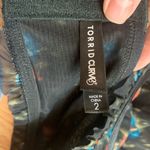 Torrid Curve size 2 2x black floral lace bra ruffle lingerie red blue underwire Photo 2