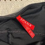 Spanx shape™ Faux Leather Leggings Women’s Size Small (4-6) Photo 4
