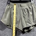 Lululemon  Hotty Hot Short II Womens 6 Sage Green Secret Liner Pockets Workout Photo 1