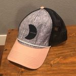 prAna  women’s moon shine  journeyman trucker hat Photo 0