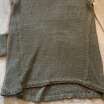 RD Style Two-Tone Women's Sweater size Small from Photo 2