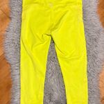 Athleta Aloha Yellow Stride Capri Leggings Size Medium Photo 3