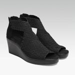 Steve Madden Steven Madden Black Wedge cushion braided sandals sz 8. Photo 0
