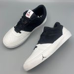 Nike Jordan Series Es (GS) Big Girl 7Y /Men Size 7 / Women Size 8.5 Photo 1