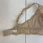 Wacoal  36 B/C Large Halo Lace Wire Free Bralette Beige Lace Lined J-Hook 811205 Photo 11