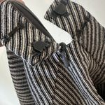 Oscar de la Renta  Gray Striped Skirt - Size 10 Photo 2