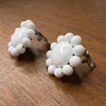 Vintage Womens Beaded Flower Clip On Fashion Earrings White from Japan Photo 3