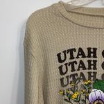 Stunner California NWOT Stunner Beige California Graphics “Utah Grown” & “Sergo Lily” Top L Photo 2