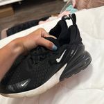 Nike Air Max 270 Shoes Photo 3