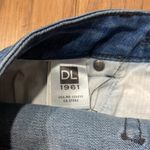 DL1961  Riley denim Jean shorts size 26 Photo 3