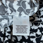 Roz & Ali  | Petite Short Sleeve Leaf Print Peplum Tunic Length Blouse | PXL Photo 6