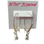 Betsey Johnson Somebunnys Baby Bunny Hook Earrings Gold White Photo 6