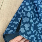 NEW G.I.L.I. Printed Denim Button Front Top Animal Print Spots Sz S Blue Photo 6