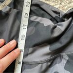Old Navy  Medium Black & Gray Camo High-Waisted PowerSoft Pocket Joggers stretch Photo 3