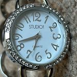 Studio women’s‎ vintage silver/crystal chainlink bangle bracelet watch one size Silver Photo 1