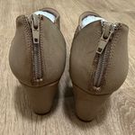 JOURNEY COLLECTION | Women's Aretha Cutout Perforated Ankle Zip Wedge Sandals Tan Size 9.5 Photo 3