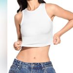 ZESICA White Fitted Crop Tank Top Photo 1