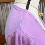 Chic Lilac Button Photo 4