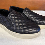 Steve Madden Shoes Womens 8.5 M Ecentrcq Slip On Black Quilted Sz 8 Photo 0