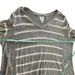 Dress Barn Sunday XL soft, long sleeve, V-neck shirt Photo 4