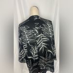 Vada Winter Maverick Black and White Leaf Print Kimono Large Photo 3