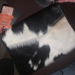 Cattle hide fur leather crossbody Nwt boho cow western spring winter host pick White Photo 1