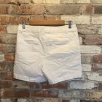 D. Jeans  Classic White Large Pocket Shorts Size 8 Photo 2