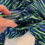 Reebok  size small blue and green print cropped leggings inside pocket  EUC Photo 2