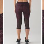 Lululemon Outrun 17" Crop Leggings. Color Shatter Weave Dust Coral Plum Size 10 Photo 12