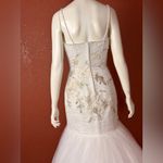 Ennzoani Ariel Elegant White Strapless Gown with Floral Embroidery Size 4 Photo 5