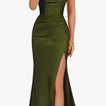 Elegant Olive Green Evening Gown New Size 6 Photo 0
