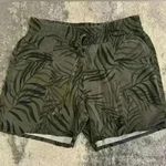 Cato Women’s Green  Floral Shorts Photo 0