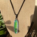 Iridescent Stone Pendant with rhinestones Necklace Green Photo 2