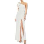 Mac Duggal Leena White Bow-Shoulder Jersey Sheath Gown Photo 11