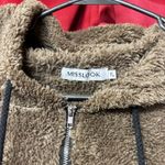 Miss Look  Pullover Photo 1