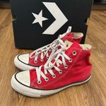 Converse  all Star Chuck Taylor hi top red lace up shoes sneakers  Photo 1