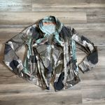 Mystree oversized hi-low,camo cardigan,with pockets, small, excellent condition, pit to pit is 19, length in front is 26, length is 22 Photo 0